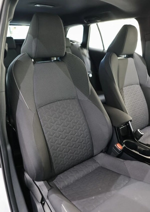 Toyota Corolla cena 103850 przebieg: 56534, rok produkcji 2019 z Skarszewy małe 596